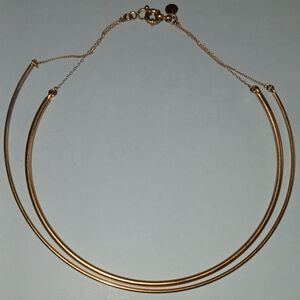 Chic Gold Collar Necklace